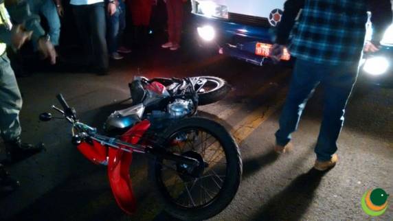 Colisão entre ônibus e motocicleta deixa dois jovens feridos em Passo Fundo - foto 3