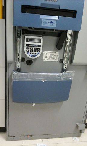 Bandidos tentam arrombara caixas eletrônicos de banco em Balneário Camboriú - foto 2