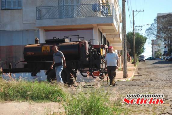 Secretaria de
Obras desenvolve melhorias em ruas de Três de Maio - foto 2
