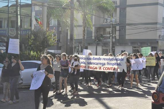 Protesto contra demissões no Vida & Saúde - foto 5