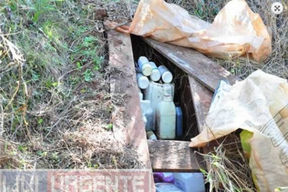 Brigada Miitar de Ijui apreende agrotóxicos, arma, munição e suspeito - foto 6