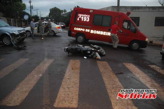 Acidente envolve moto e caminhoneta e deixa piloto ferido em Três de
Maio - foto 5