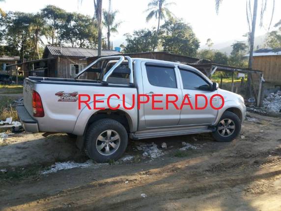 Polícia Militar de Itapema prende autores de roubos no comércio - foto 4