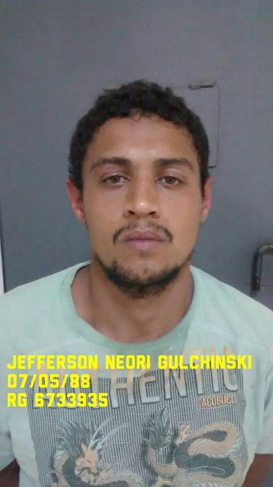 PM de Camboriú prende foragido e assaltante que aterrorizava bairro - foto 2