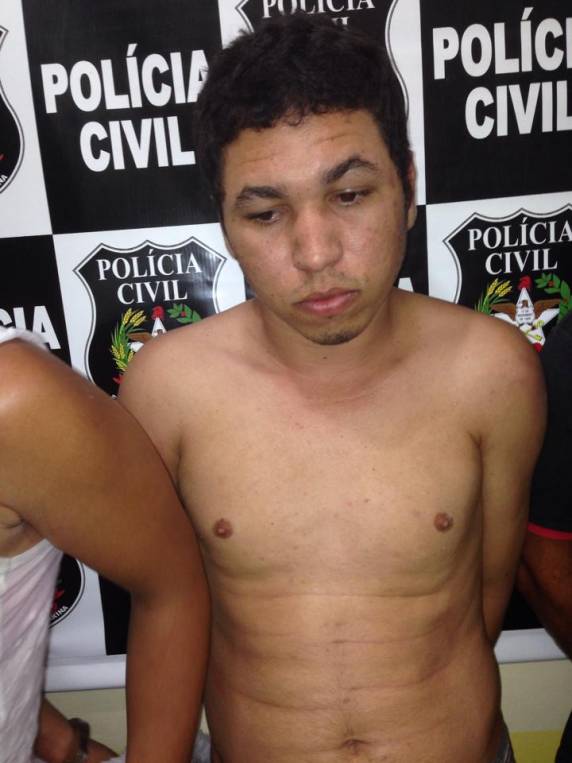 Traficantes são presos na cidade de Piçarras - foto 4