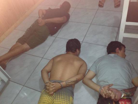 Traficantes são presos na cidade de Piçarras - foto 6