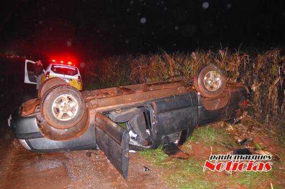 Mais um morto por atropelamento no Km 6 em Três de Maio, condutor foge e outro veículo capota - foto 3