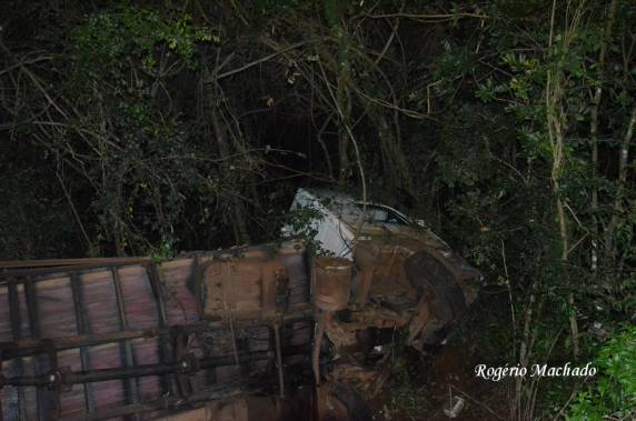 Uma pessoa morreu em grave acidente BR 386 em Sarandi - foto 4