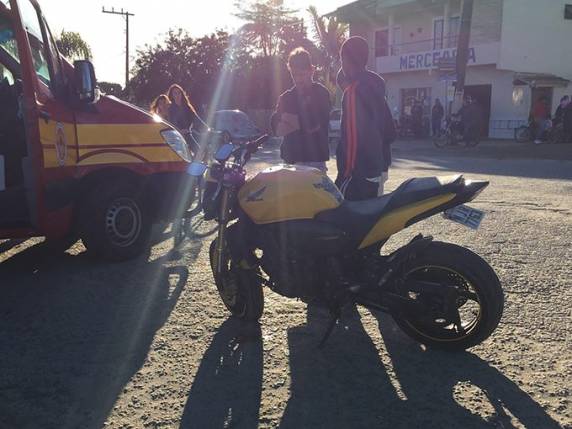 Acidente com moto deixa uma jovem ferida em 

Tijucas  - foto 4