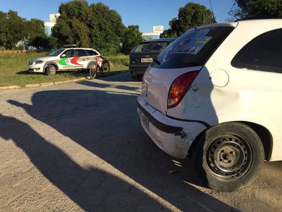 Acidente com moto deixa uma jovem ferida em 

Tijucas  - foto 7
