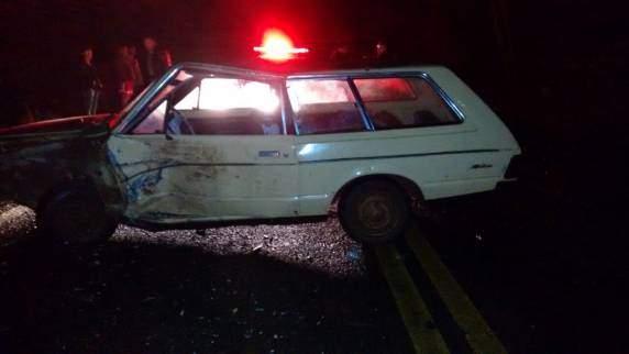 Motoristas com CNH vencidas se envolvem em colisão frontal
na BR 287 em Unistalda - foto 2
