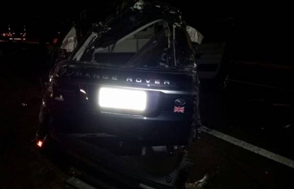 Cantor Cristiano Araújo sofre acidente de carro e tem quadro grave, em GO - foto 3