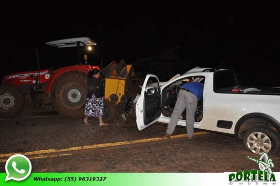Caminhonete colide em plantadeira em Tenente Portela - foto 2