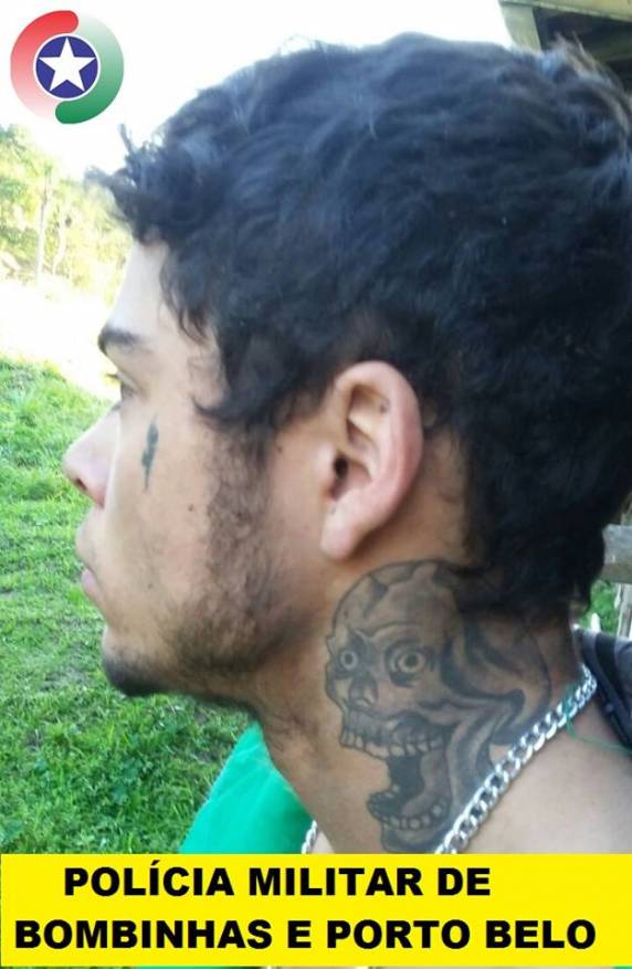 Homem com "caveira" no pescoço é preso pela Polícia Militar de Bombinhas - foto 2