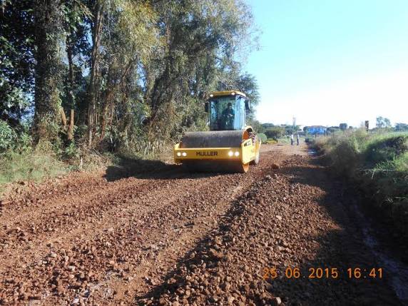 Município de Independência
faz aquisição de Rolo Compactador - foto 3