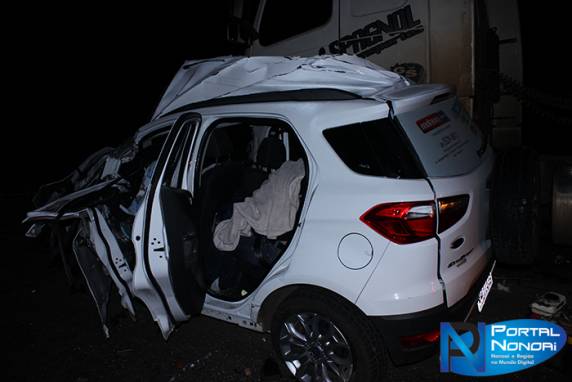 Cinco pessoas morrem em acidente na
ERS 406, em Nonoai - foto 2