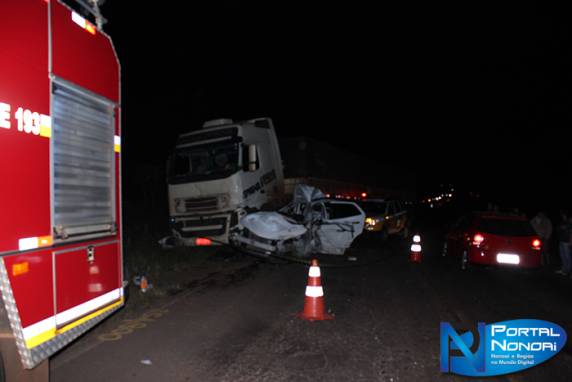 Cinco pessoas morrem em acidente na
ERS 406, em Nonoai - foto 5