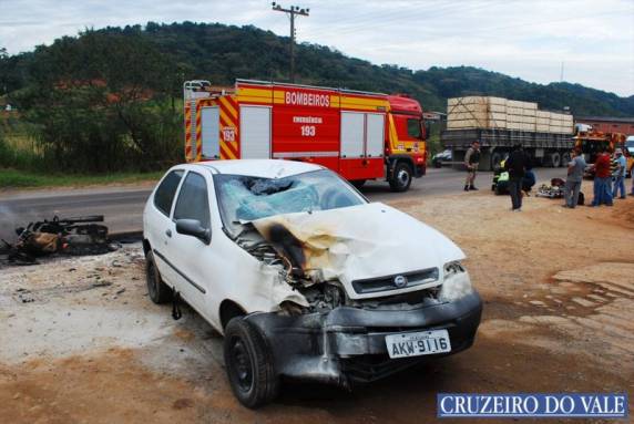 Motociclista fica ferido em acidente na BR-470 em Gaspar - foto 2