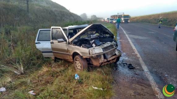 Colisão entre carro e micro-ônibus deixa cinco feridos em Pontão - foto 4