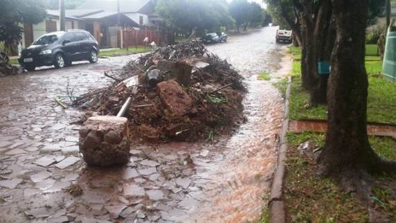 Chuva forte gera transtornos à parte baixa de Horizontina - foto 3