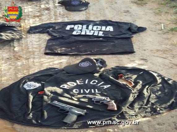 PM prende assaltantes que explodiram caixa eletrônico em Rio Negrinho - foto 6