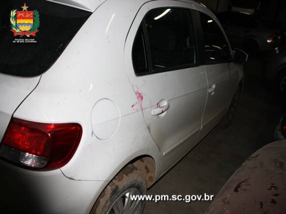 PM prende assaltantes que explodiram caixa eletrônico em Rio Negrinho - foto 7