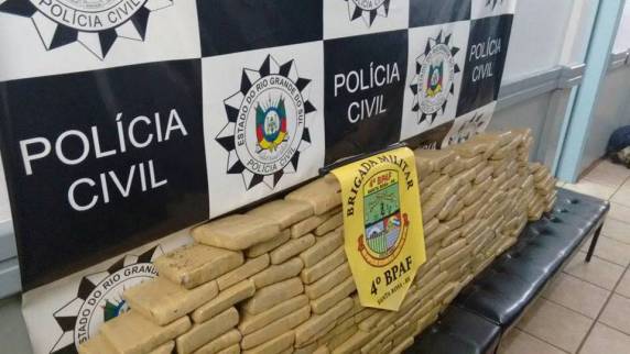 Seis traficantes foram presos com 150kg de maconha em Tuparendi - foto 3