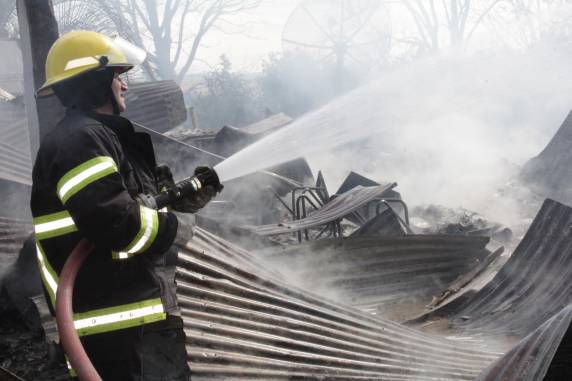 Duas meninas
argentinas morrem carbonizadas em incêndio no interior de São Vicente do Sul - foto 2