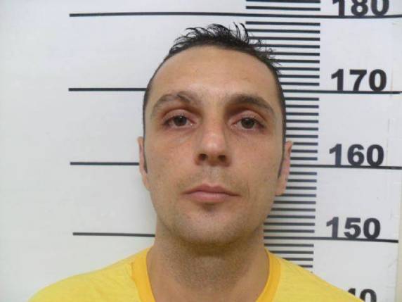 Suspeito de ter matado os pais havia sido solto de presídio na terça-feira - foto 2