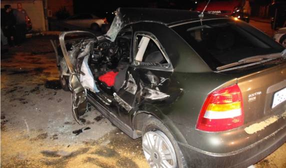Dois homens ficam feridos após acidente grave na Rua 2 de Setembro em Blumenau - foto 2