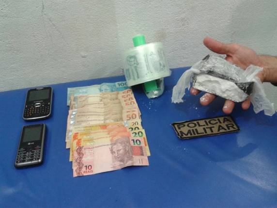 Polícia Militar de Itapema prende dois por tráfico de drogas - foto 2