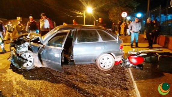Motorista fica gravemente ferido em acidente em Passo 

Fundo - foto 2
