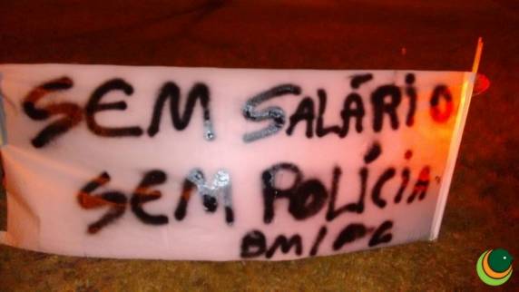 Sexta-feira amanhece com protestos em Passo Fundo - foto 2