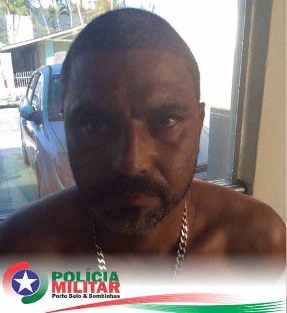 Polícia Militar de Porto belo prende homem por porte
ilegal de arma de fogo - foto 2