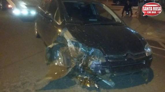 Motorista foge após se envolver em um acidente em Santa Rosa - foto 3