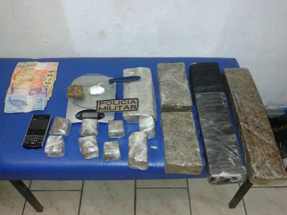 Polícia Militar de Itapema prende mais um por tráfico - foto 2