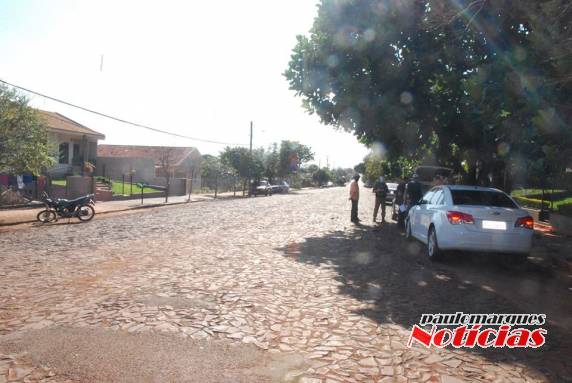 Jovem
fica ferido em colisão entre moto e automóvel em Três de Maio - foto 4