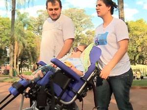 Menino com doença rara sai de hospital pela primeira vez em Santo Ângelo - foto 3