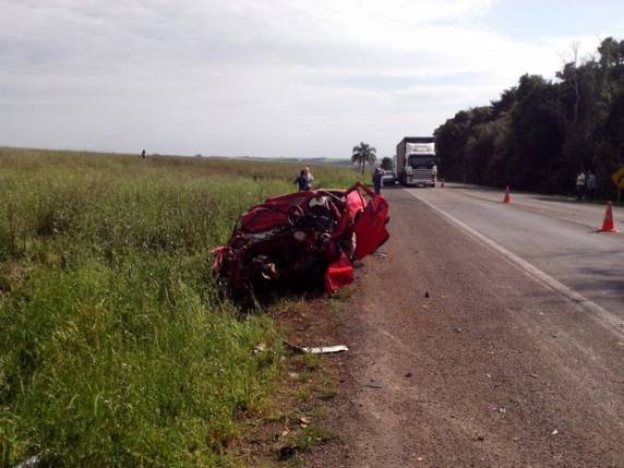 Quatro pessoas morrem em colisão na BR-386 

próximo a Tio Hugo - foto 6