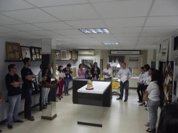 Café com Empresários comemora os 15 anos da
Vidraçaria Multividros - foto 3