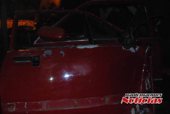 Veículo furtado em Três de
Maio é localizado queimado em São José do Inhacorá - foto 4