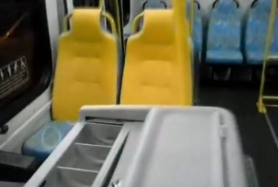 Jovem fica ferida em assalto a um ônibus em Carazinho
- foto 2