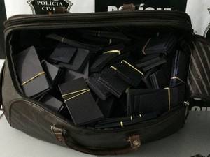 Preso por golpe da nota preta
usava até helicóptero, diz polícia em SC - foto 3