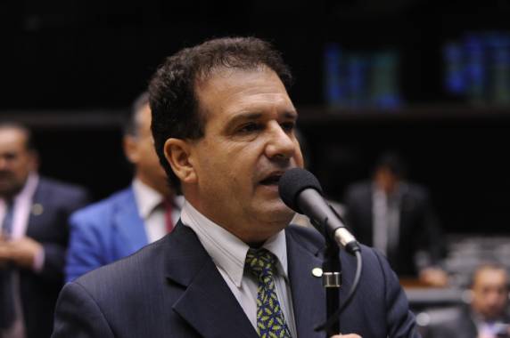 Deputado gaúcho disse que o Estado RS deveria 

voltar a ser Farroupilha