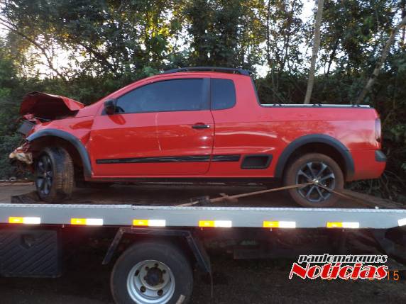 Saída de pista deixa motorista ferido na BR-472 entre Três de Maio e Santa Rosa - foto 4