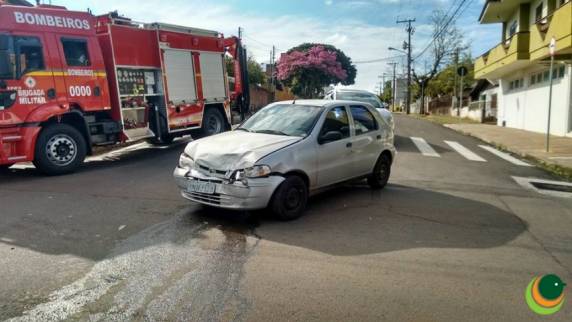 Invasão de preferencial resulta em capotamento e deixa três pessoas feridas em
Passo Fundo - foto 4