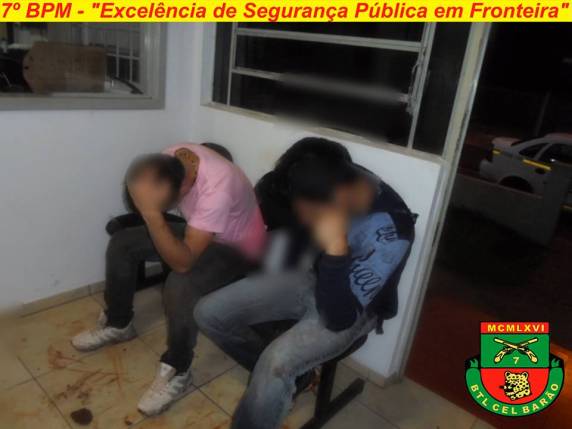 Brigada Militar prende
assaltantes de farmácia em Santo Augusto - foto 3