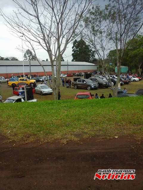 Encontro e campeonato de som arrecada alimentos para o Lar dos Idosos em
Horizontina - foto 5