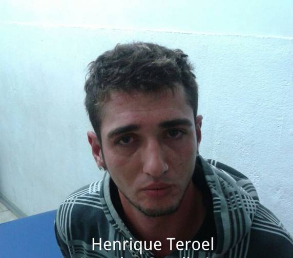 Polícia Militar prende ladrão e recupera veículo em Itapema - foto 2