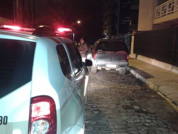 Polícia Militar prende ladrão e recupera veículo em Itapema - foto 4